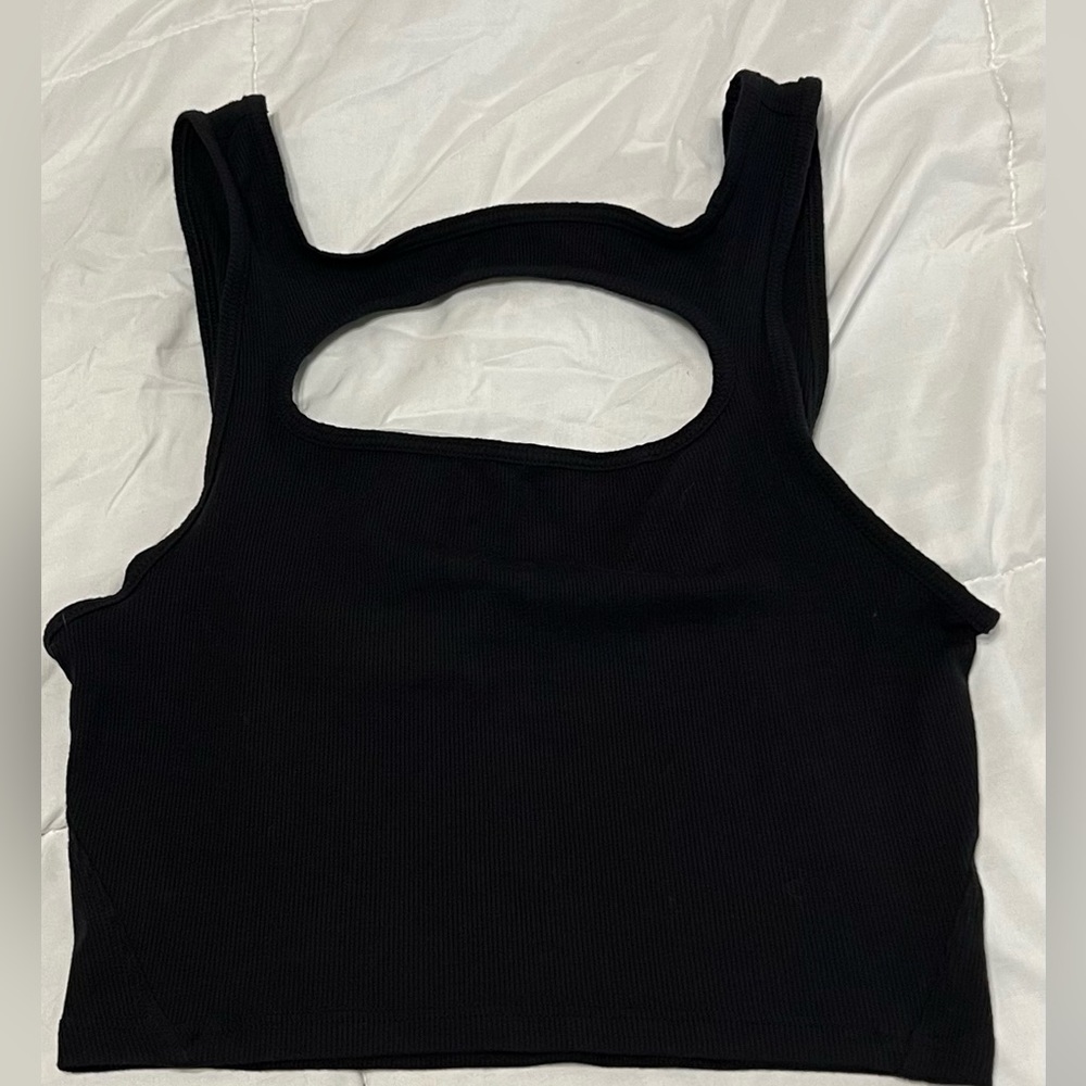 Lululemon open front tank, excellent condition, black